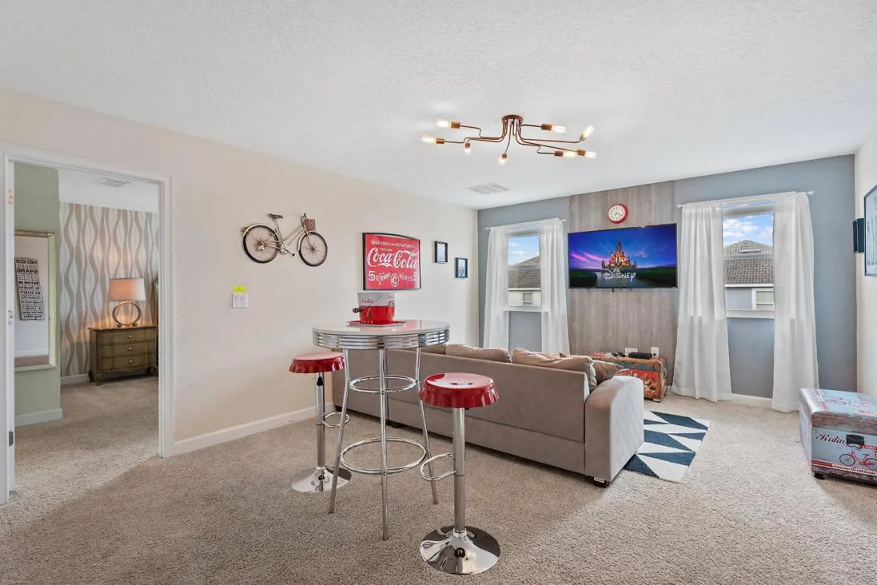 6 Bedroom Book Now Low Price Cg9084 ダベンポート 別荘