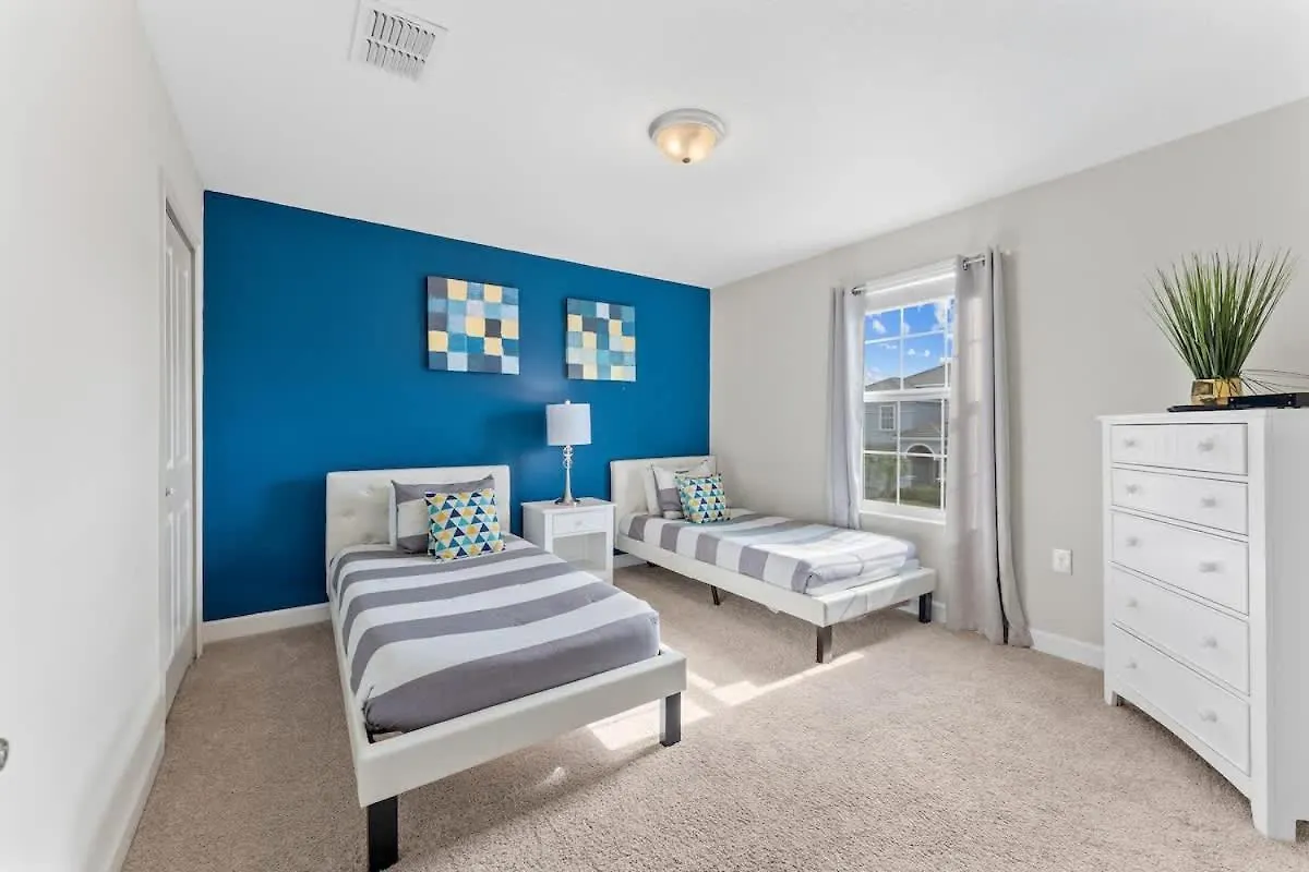 6 Bedroom Book Now Low Price Cg9084 ダベンポート