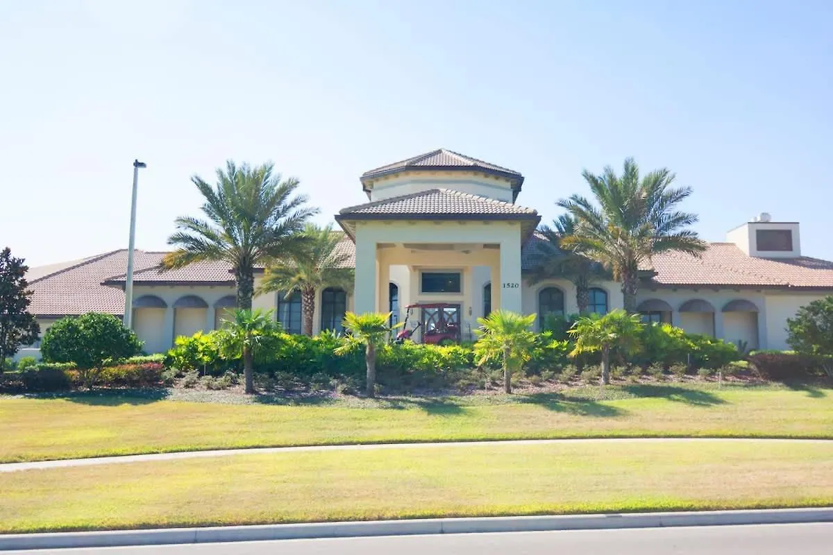 6 Bedroom Book Now Low Price Cg9084 ダベンポート