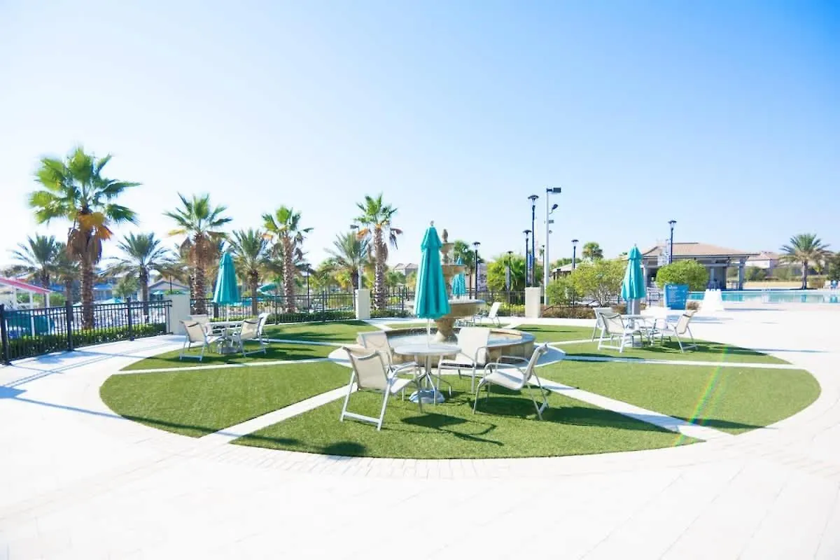 Holiday home 6 Bedroom Book Now Low Price Cg9084 Davenport
