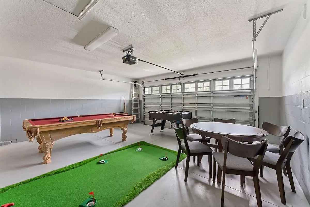 6 Bedroom Book Now Low Price Cg9084 Davenport