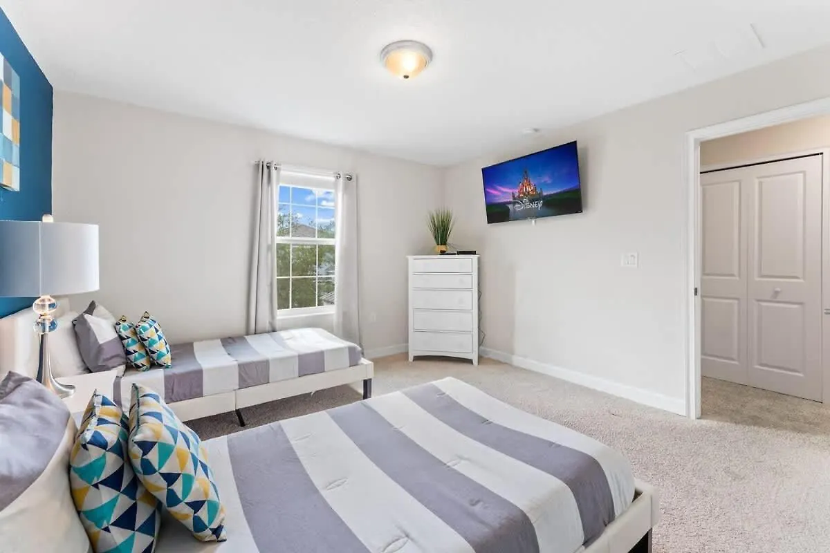 Holiday home 6 Bedroom Book Now Low Price Cg9084 Davenport