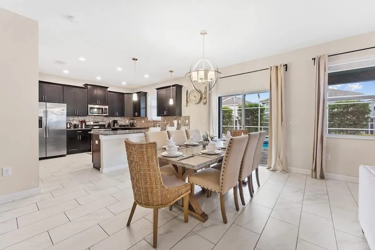 6 Bedroom Book Now Low Price Cg9084 Davenport 0*,
