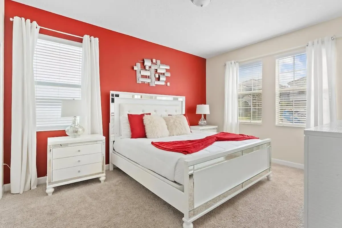 Holiday home 6 Bedroom Book Now Low Price Cg9084 Davenport